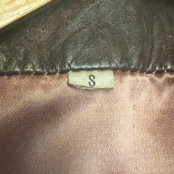 Vintage Distressed Genuine Leather Jacket - Picture 7 of 10